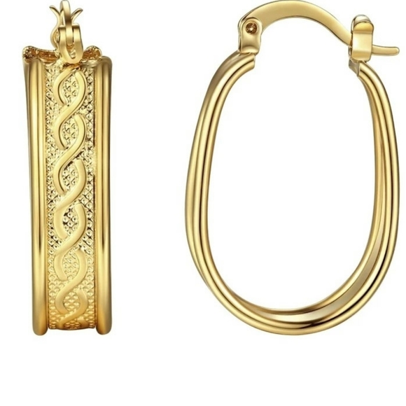 🎀14k Turkish Oval Hoops - Picture 2 of 6